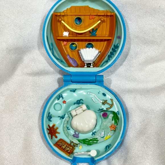 Vintage Polly Pocket 1992 Jeweled Sea COMPLETE Blue Gem Treasure - Picture 6 of 11
